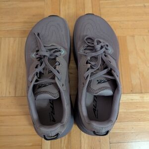 Altra FWD VIA women's size 8